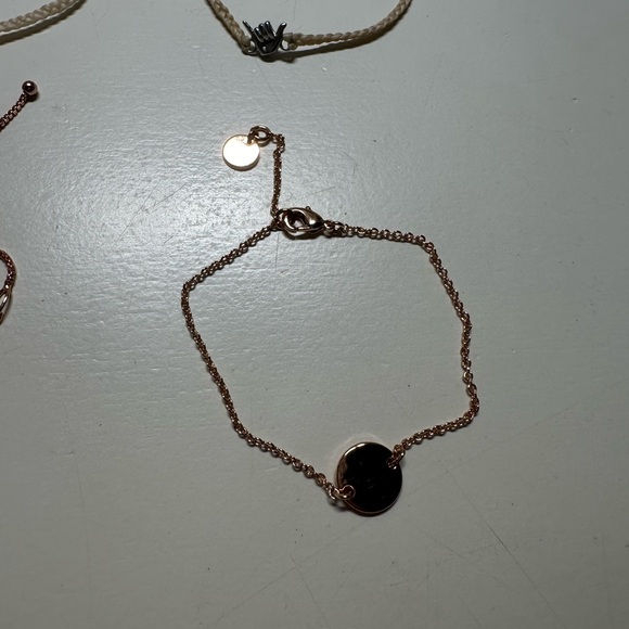 6 assorted Pura Vida bracelets - Picture 9 of 12